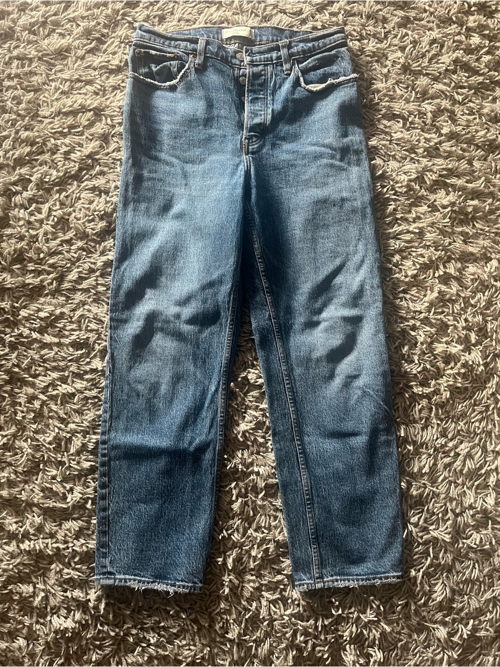 Abercrombie & Fitch Women’s the dad high rise Jeans in Medium Blue Wash